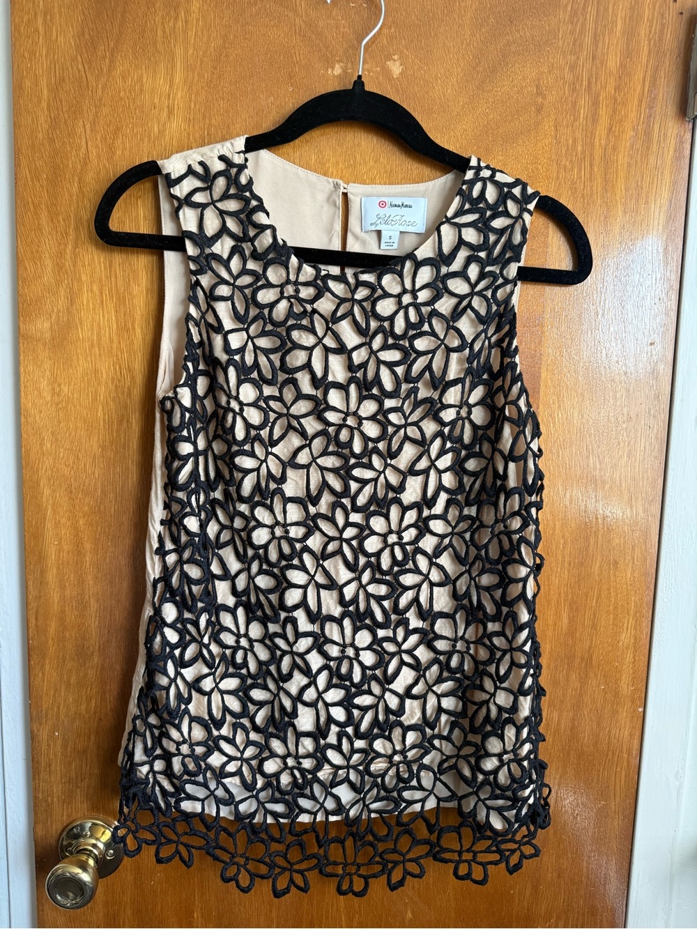 Neiman Marcus Beige Sleeveless Top with Black Floral Lace Overlay